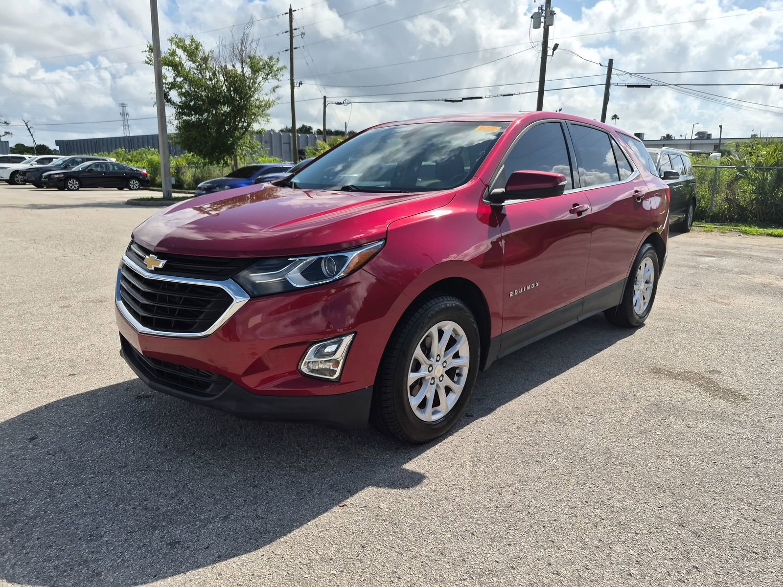 Used 2019 Chevrolet Equinox LT FWD image 2