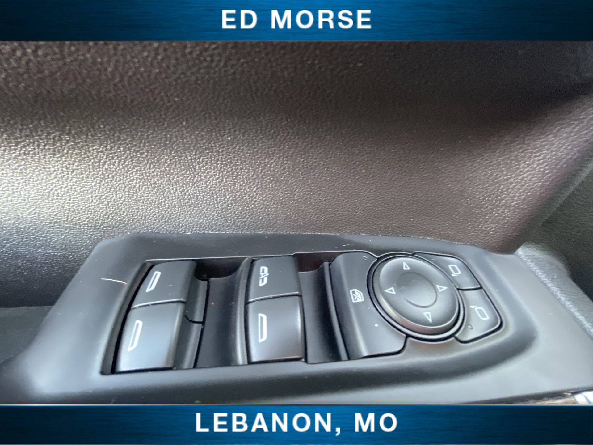 Certified 2021 Chevrolet Silverado 1500 LT Trail Boss w/ Convenience Package II AWD/4WD image 21