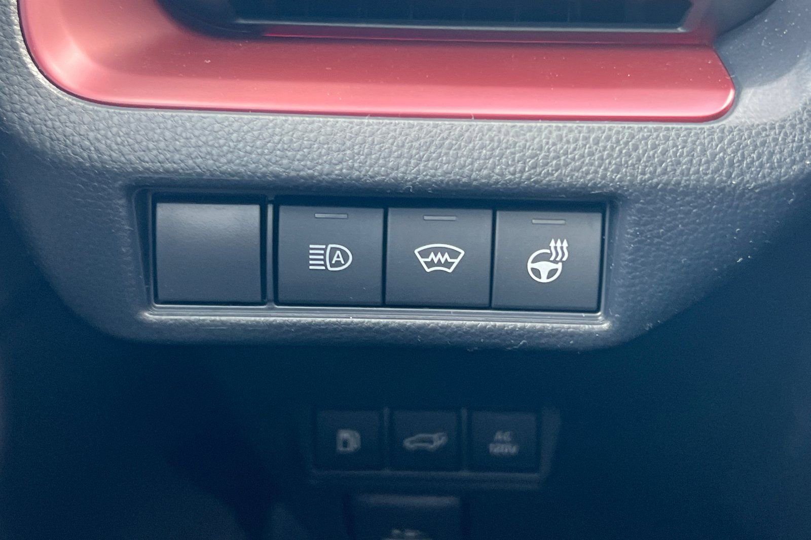New 2026 Toyota Prius Plug-In Hybrid FWD image 30