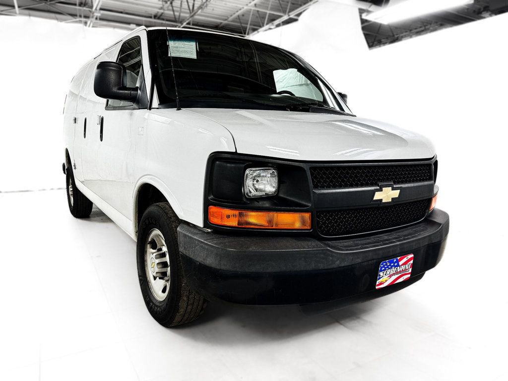 Used 2014 Chevrolet Express 3500 image 8