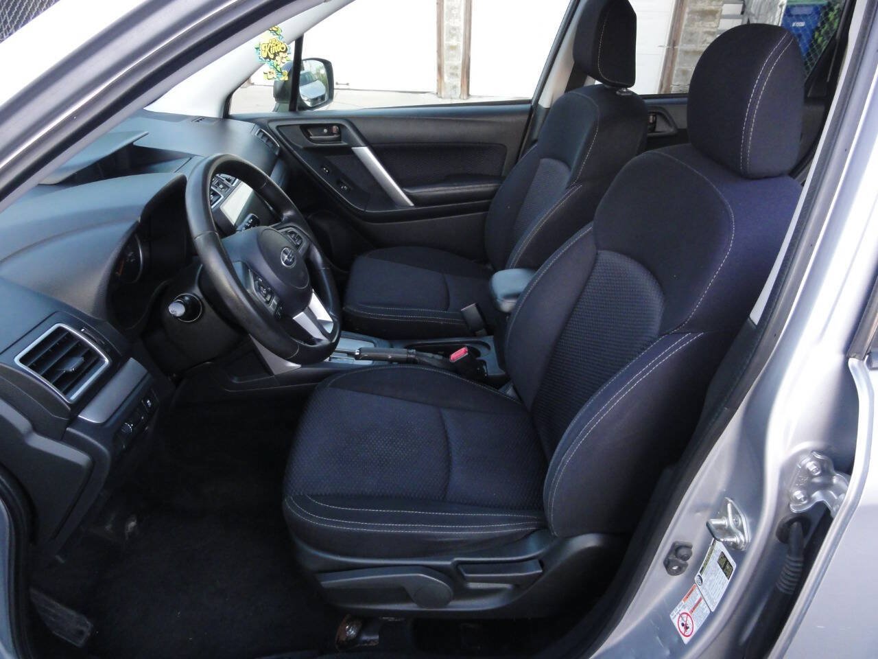 Used 2017 Subaru Forester 2.5i w/ Alloy Wheel Package AWD/4WD image 9