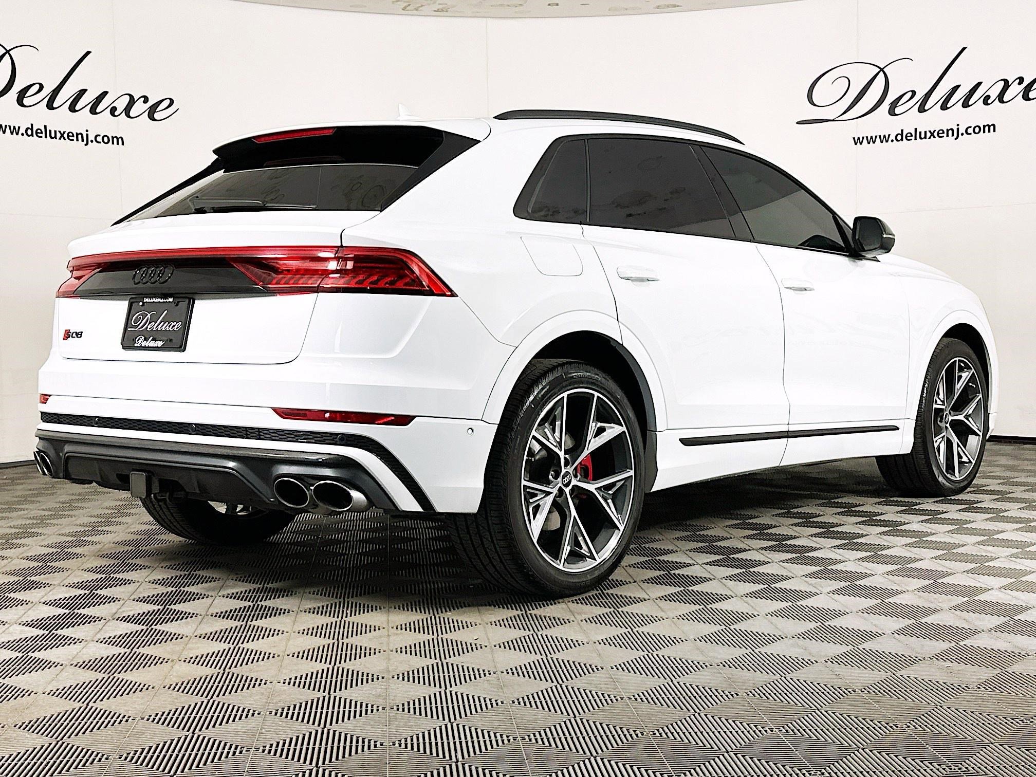 Used 2023 Audi SQ8 Premium Plus w/ SQ8 Luxury Package AWD/4WD image 6