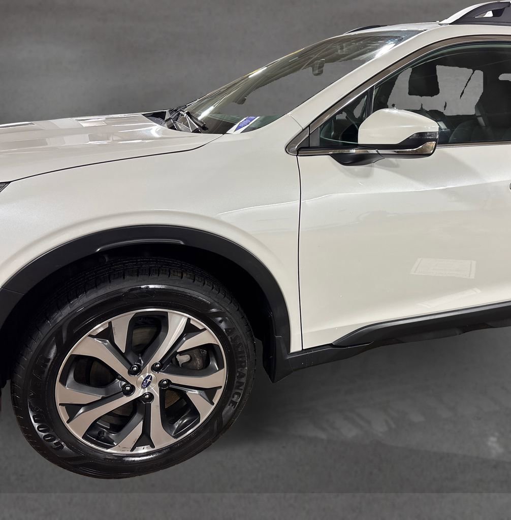 Used 2020 Subaru Outback Limited image 12