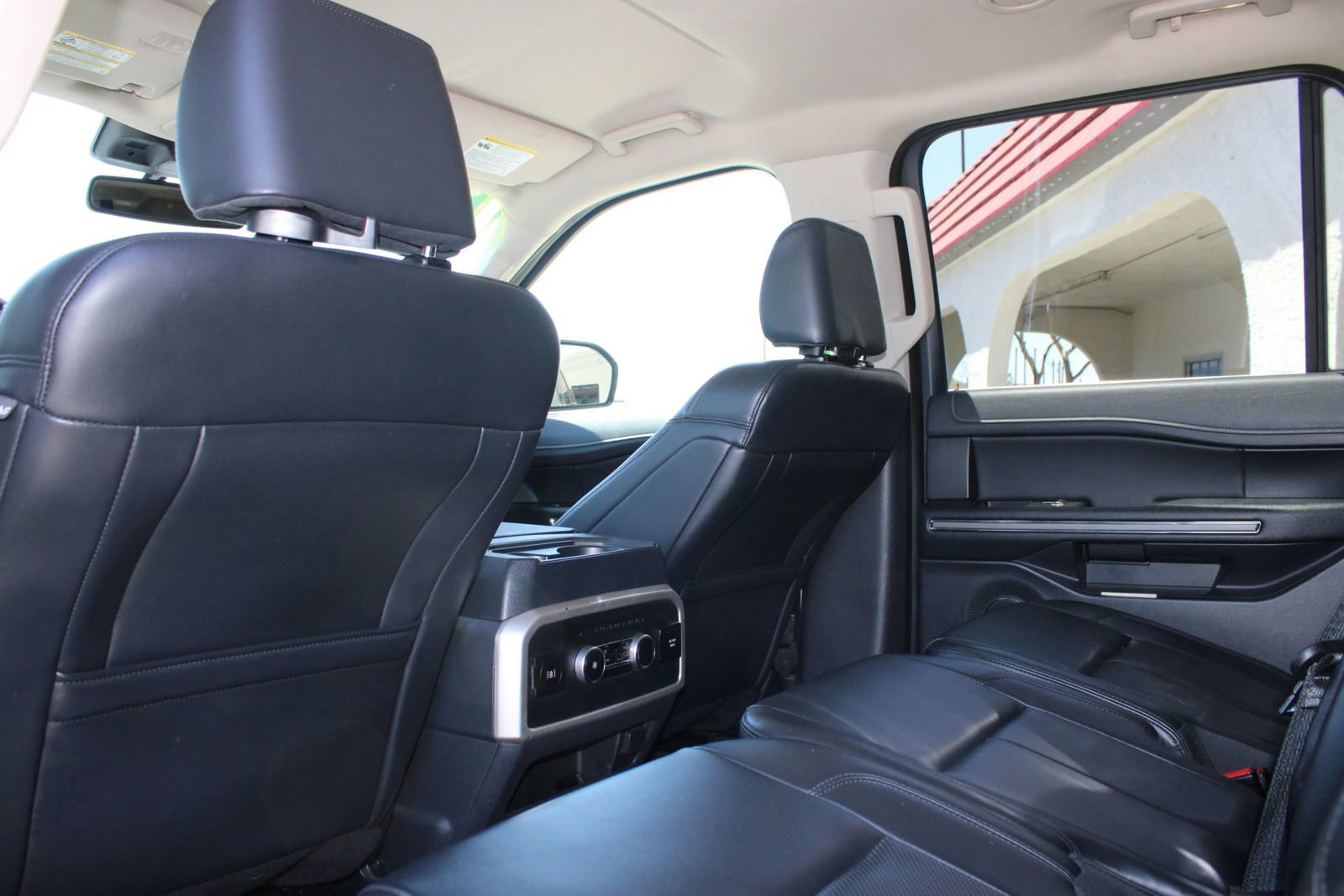 Used 2024 Ford Expedition Max XLT RWD image 14