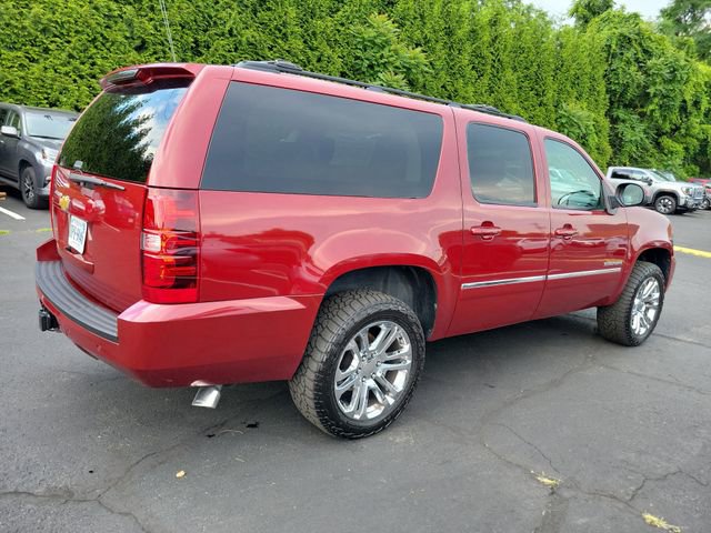 Used 2011 Chevrolet Suburban LT w/ Luxury Package image 7