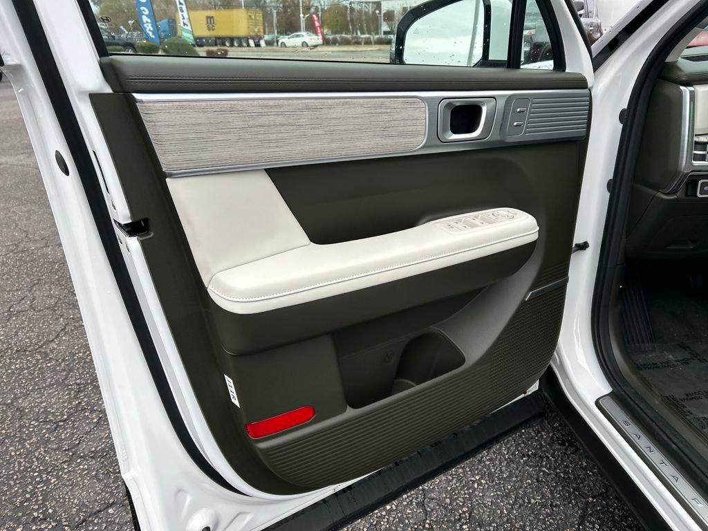 Certified 2025 Hyundai Santa Fe Calligraphy image 13
