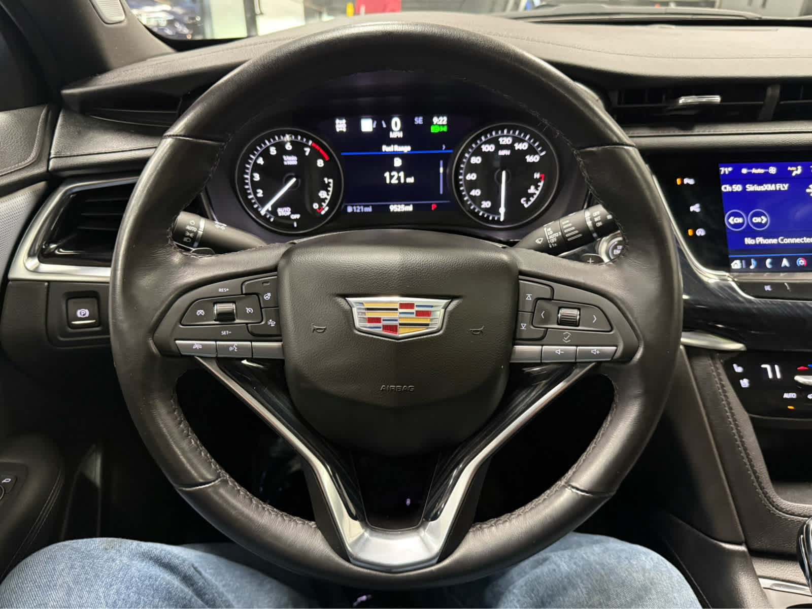 Used 2024 Cadillac XT6 Premium Luxury w/ Technology Package AWD/4WD image 12
