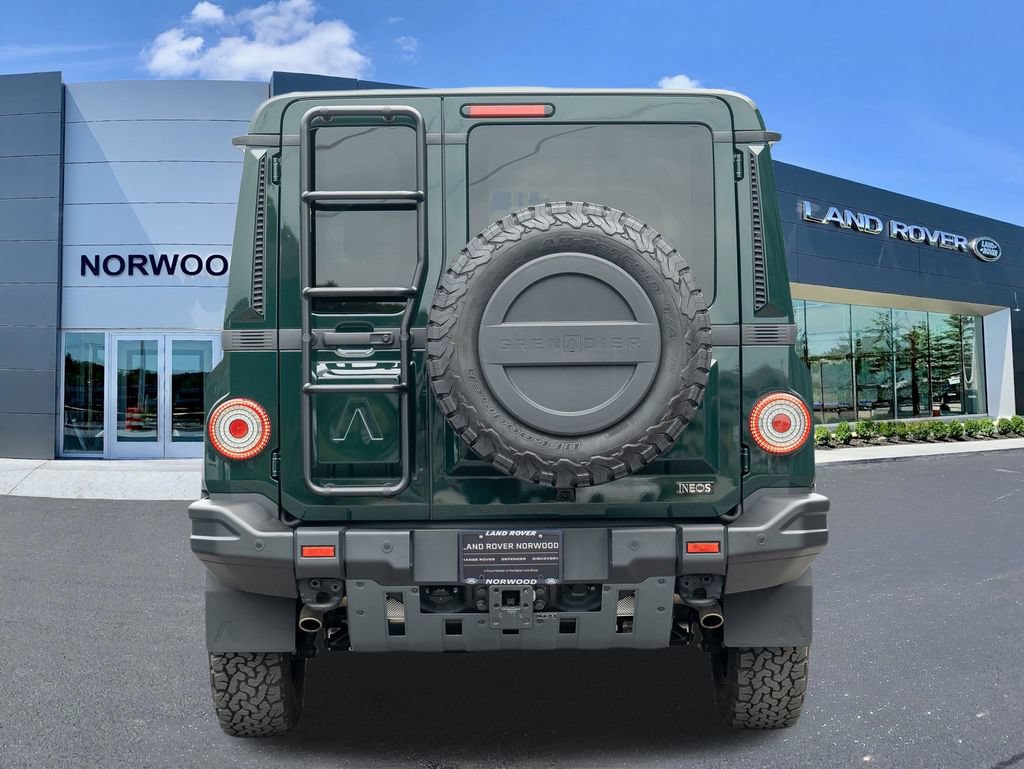 Used 2025 INEOS Grenadier AWD/4WD image 5