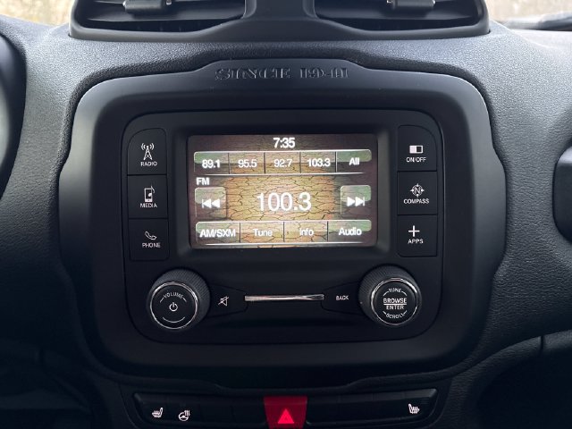 Used 2017 Jeep Renegade Latitude w/ Popular Equipment Group AWD/4WD image 14