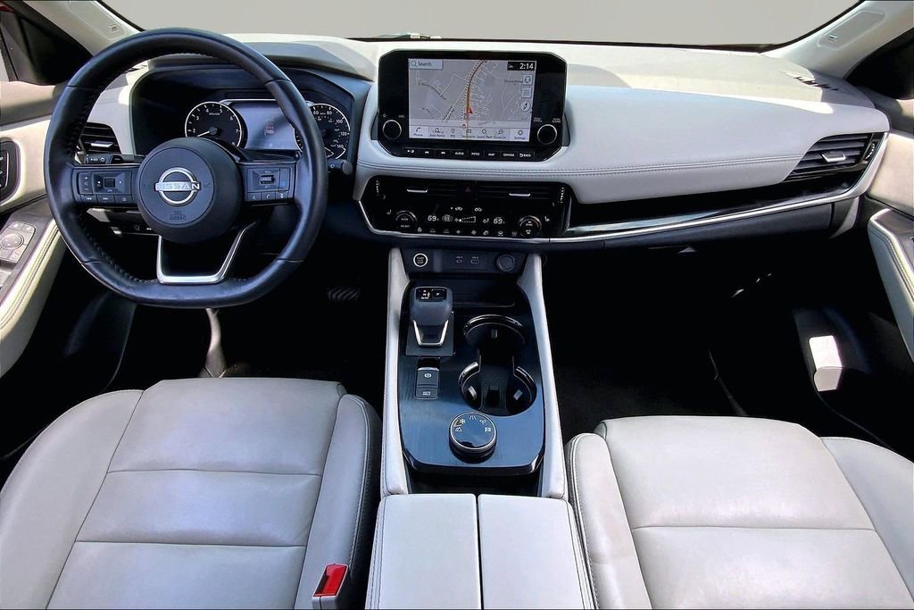 Used 2023 Nissan Rogue SL w/ SL Premium Package image 7