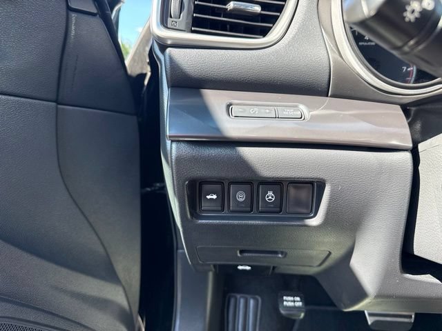 Used 2023 Nissan Maxima SR w/ Sport Mat Group FWD image 22