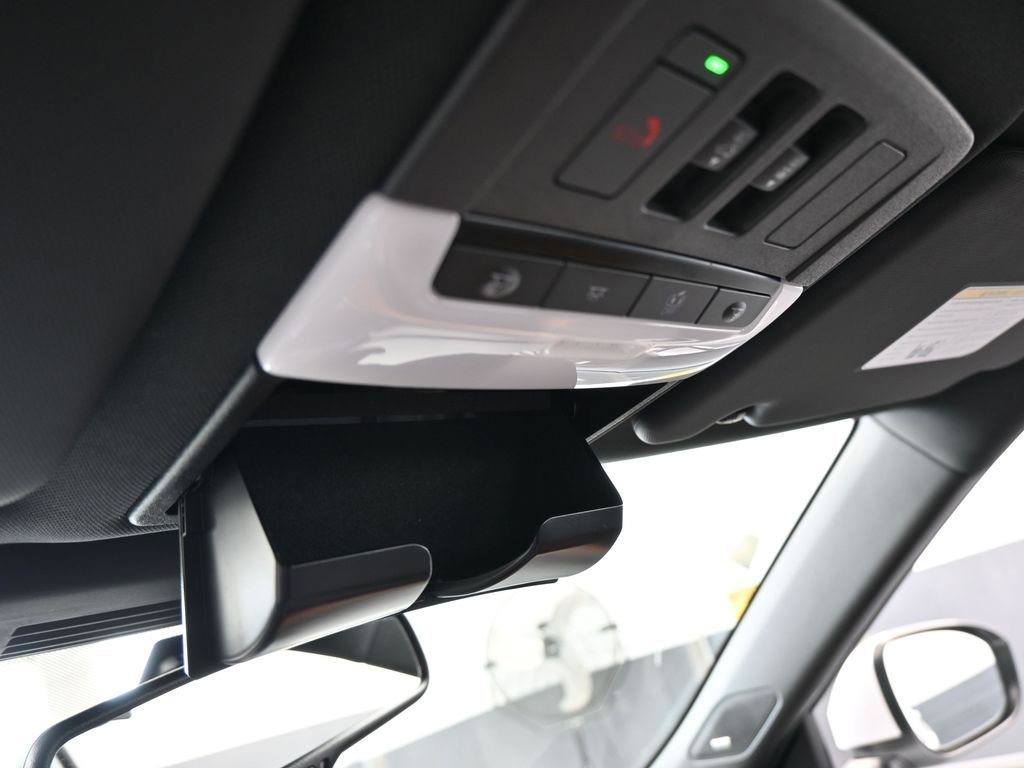 Used 2022 Mitsubishi Outlander SEL image 40