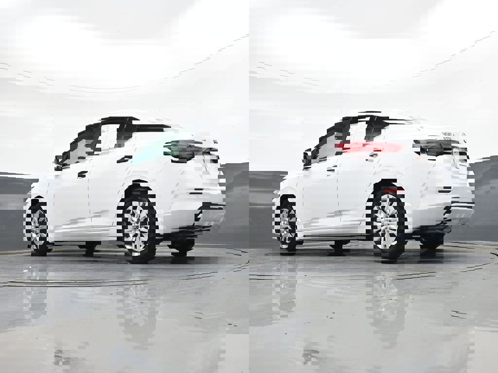 Used 2025 Nissan Sentra S image 39