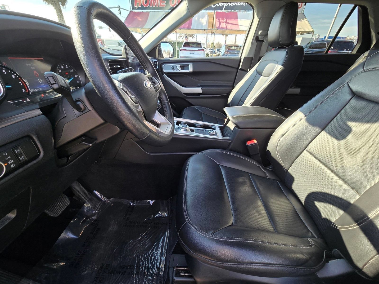 Used 2024 Ford Explorer Limited AWD/4WD image 15