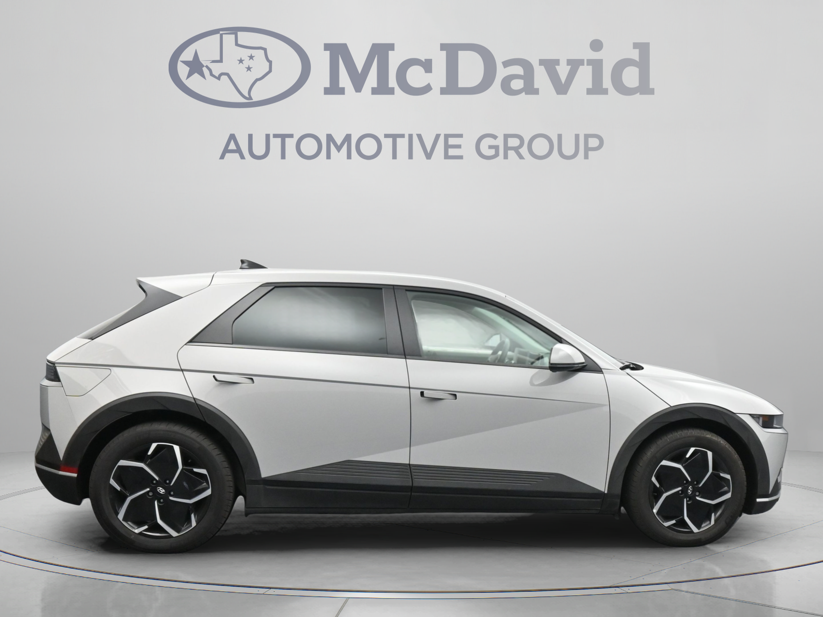 Used 2024 Hyundai Ioniq 5 SEL RWD image 9