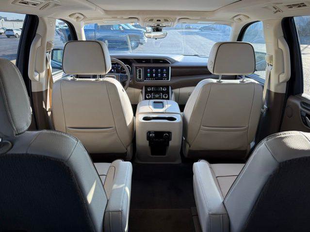 Used 2021 GMC Yukon Denali w/ Denali Premium Package RWD image 50