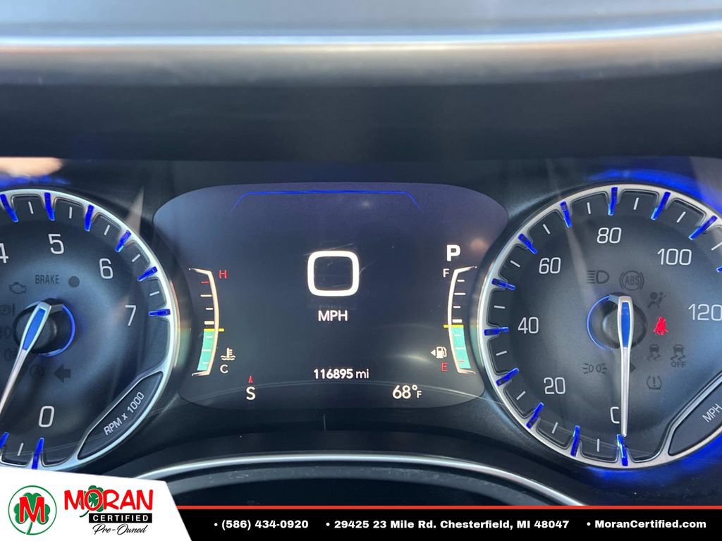 Used 2019 Chrysler Pacifica Limited w/ S Appearance Package FWD image 23