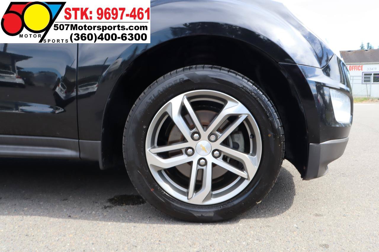 Used 2017 Chevrolet Equinox Premier w/ Enhanced Convenience Package AWD/4WD image 23