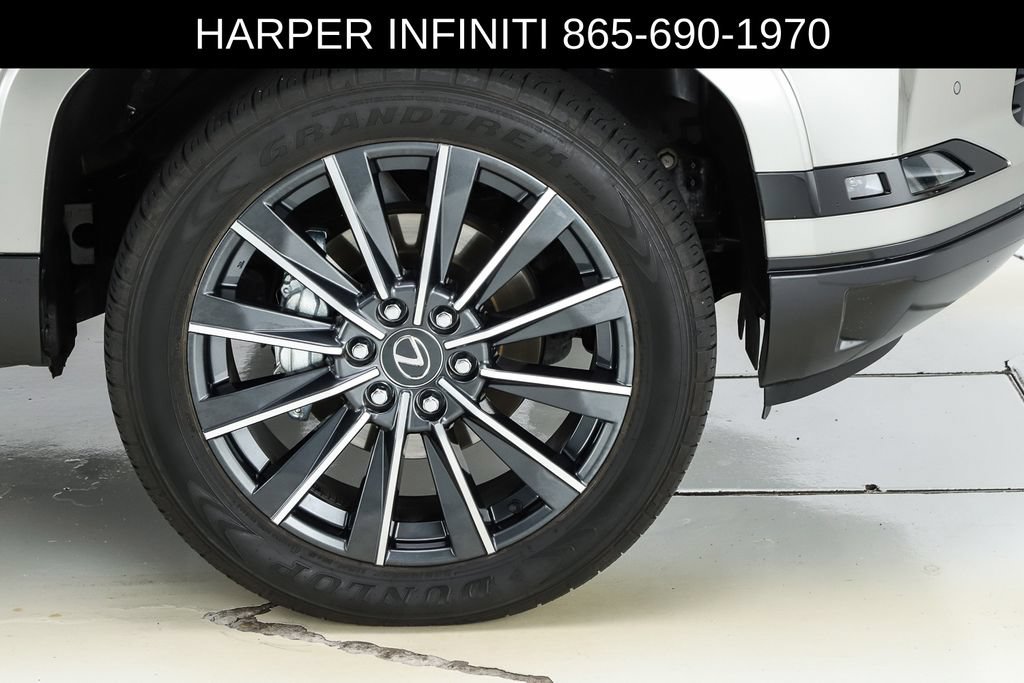 Used 2024 Lexus GX 550 w/ Accessory Package (2T) AWD/4WD image 15