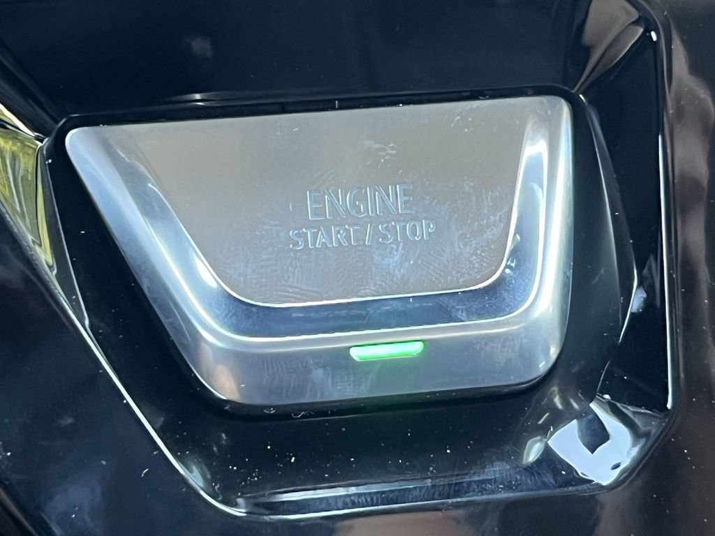 New 2025 GMC Sierra 2500 Denali w/ Denali Reserve Package image 8