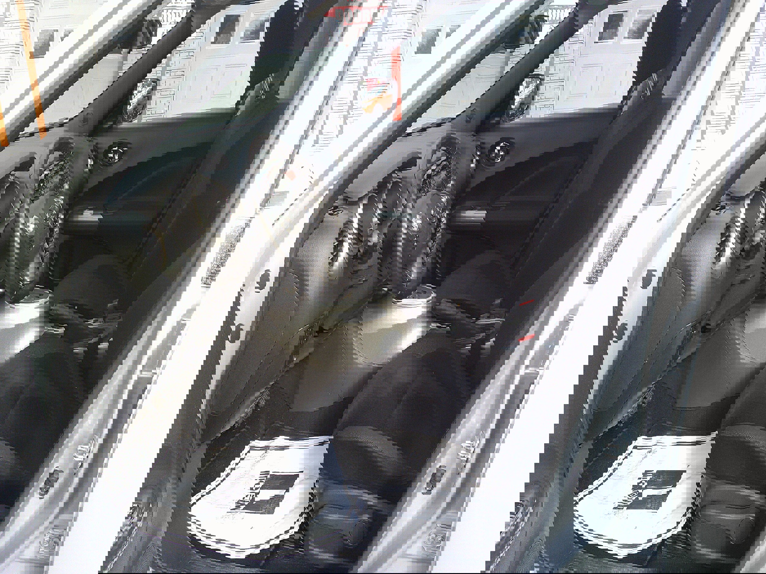 Used 2017 Nissan Juke SV image 14