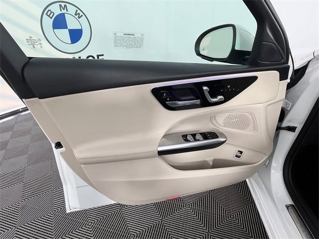 Used 2025 Mercedes-Benz C 300 4MATIC Sedan image 24