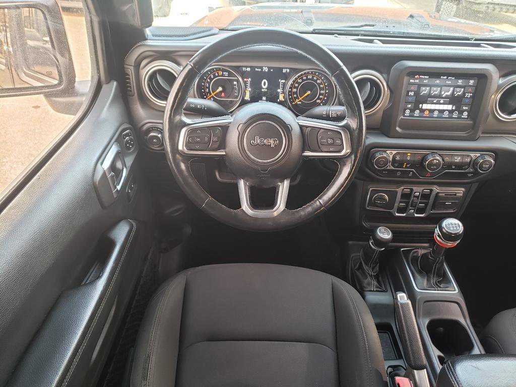 Used 2018 Jeep Wrangler Unlimited Sahara image 23