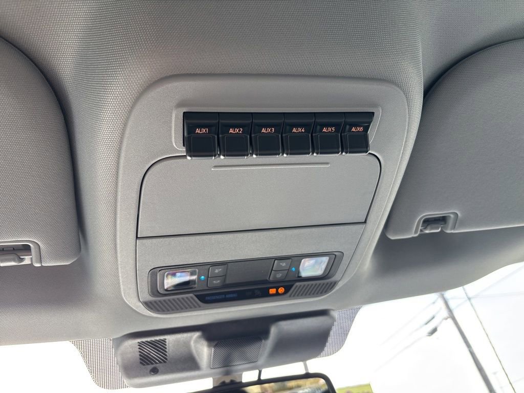 New 2026 Ford F250 XLT w/ XLT Premium Package image 21