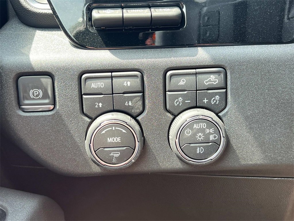 New 2026 Chevrolet Silverado 1500 High Country w/ High Country Premium Package image 23