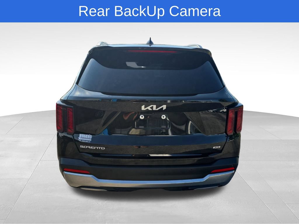 Used 2024 Kia Sorento S w/ Panoramic Sunroof Package AWD/4WD image 5