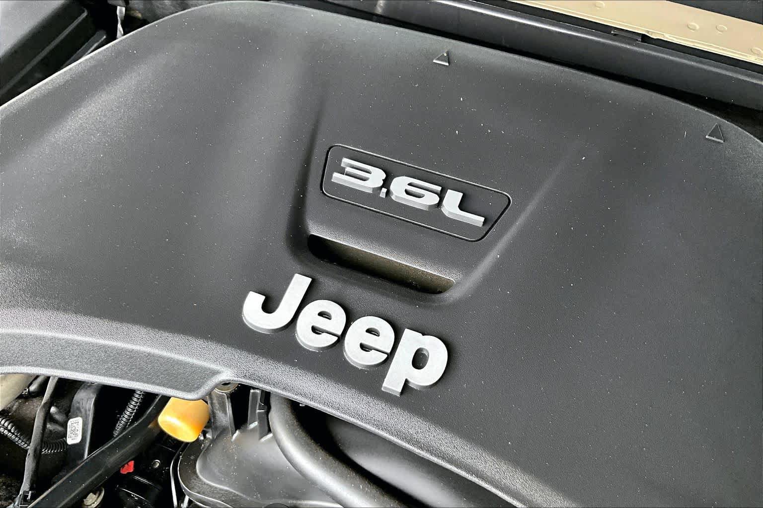 Used 2020 Jeep Gladiator Sport AWD/4WD image 33