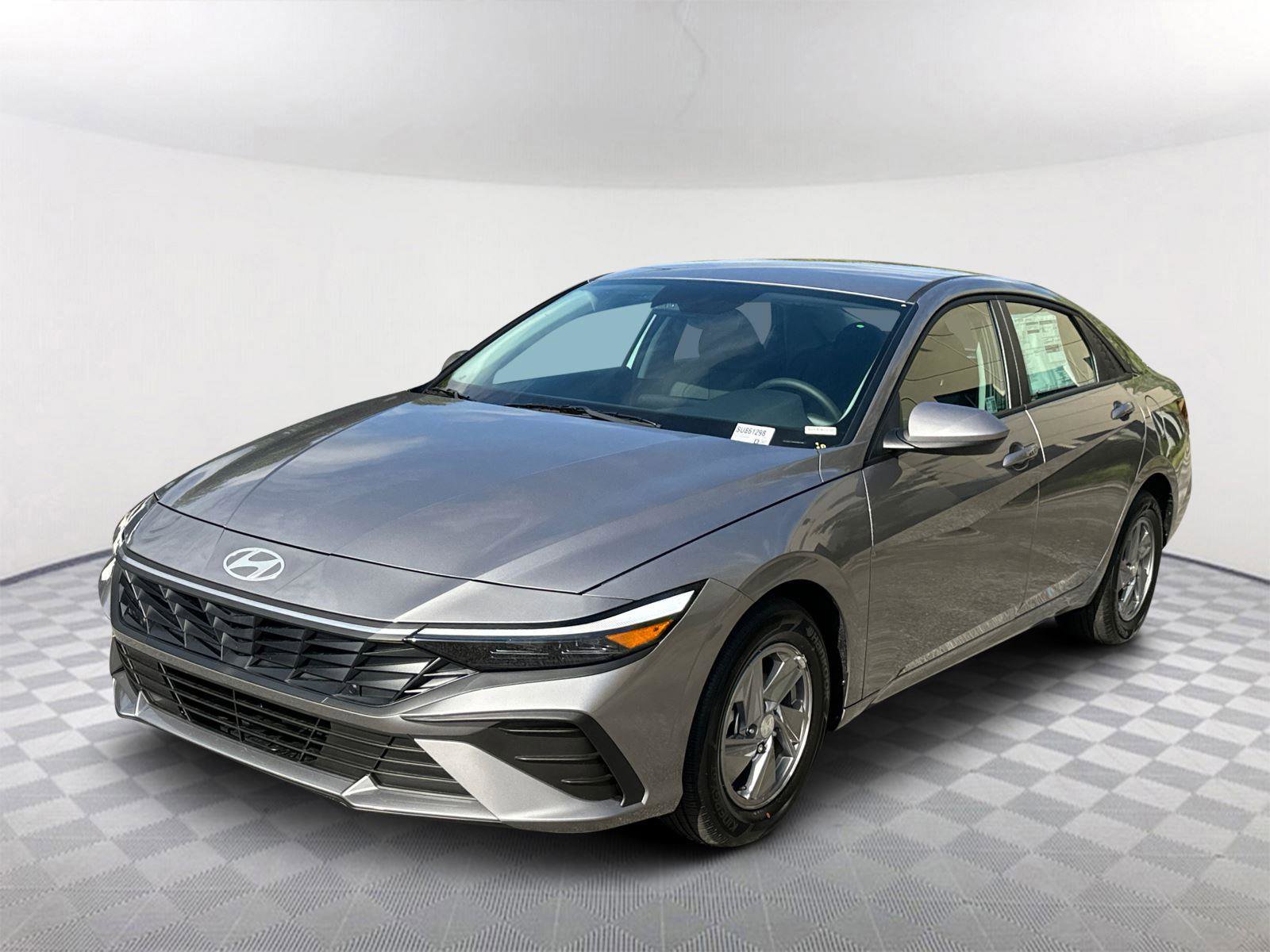 New 2025 Hyundai Elantra SE