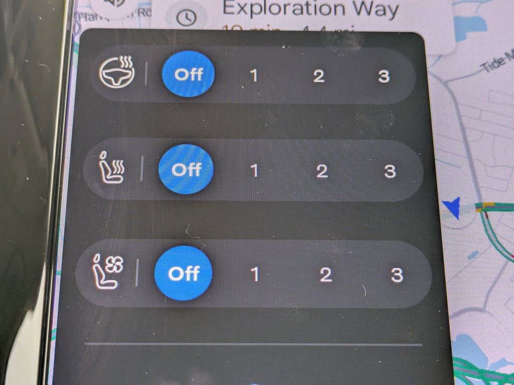 Certified 2024 Volvo XC60 B5 Ultimate w/ Protection Package Premier image 24