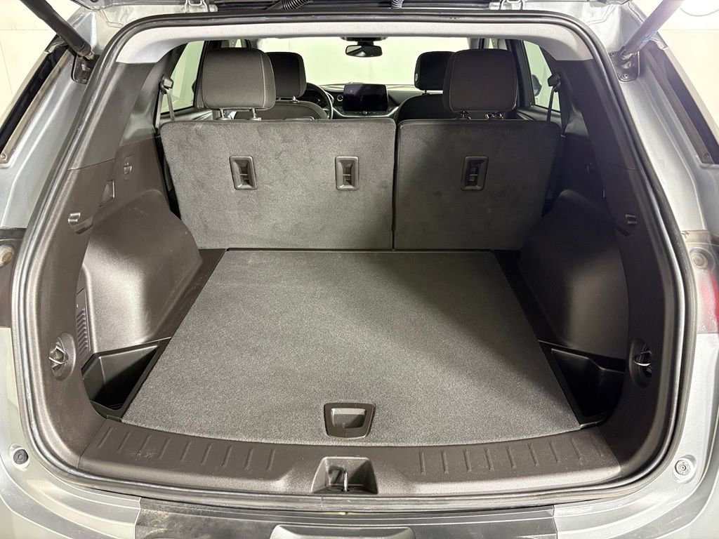 Used 2024 Chevrolet Blazer LT w/ Convenience Package FWD image 19