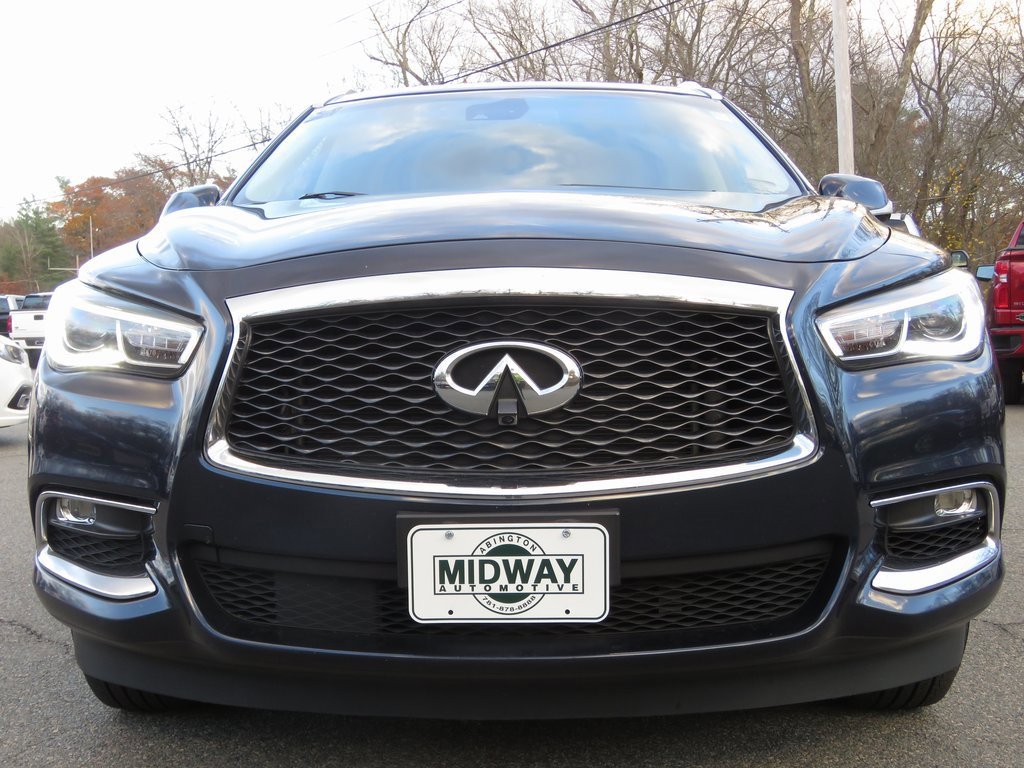 Used 2019 INFINITI QX60 Luxe w/ Essential Package image 3