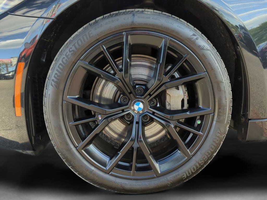 Used 2022 BMW 540i w/ M Sport Package image 32