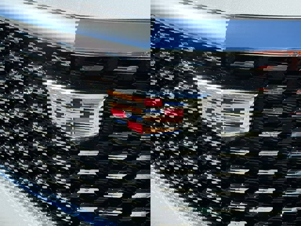 New 2026 Cadillac XT5 Premium Luxury w/ Driver Assist Package image 7