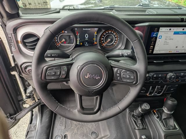 New 2026 Jeep Gladiator Sport AWD/4WD image 17