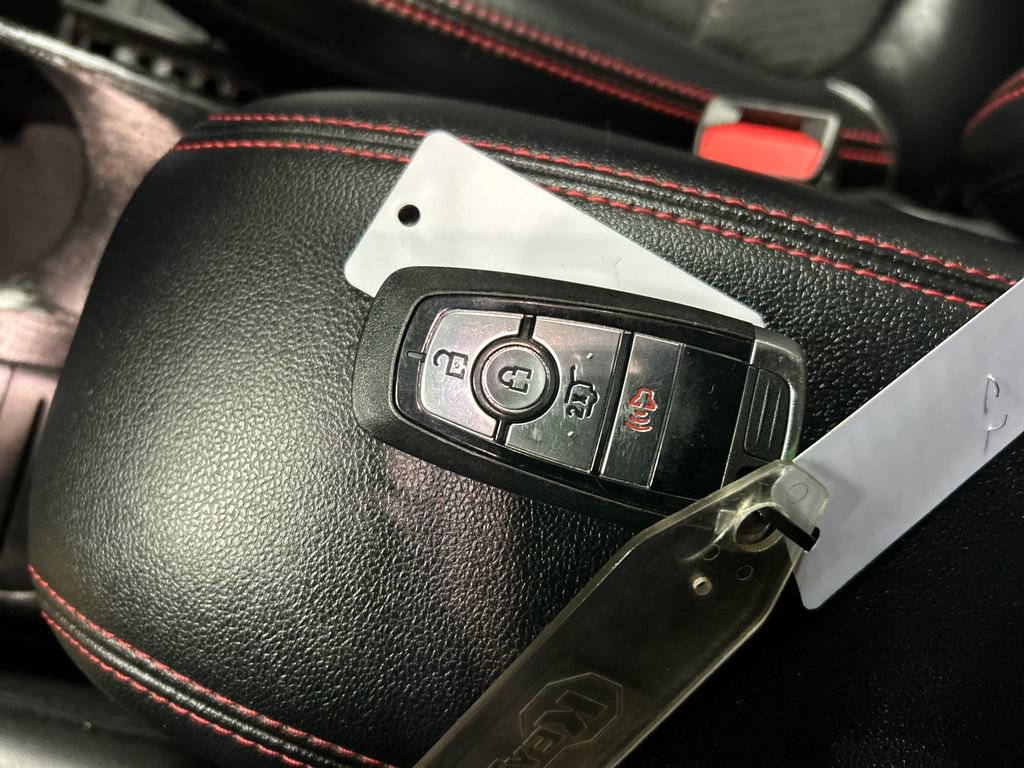 Used 2025 Ford Escape ST-Line image 21