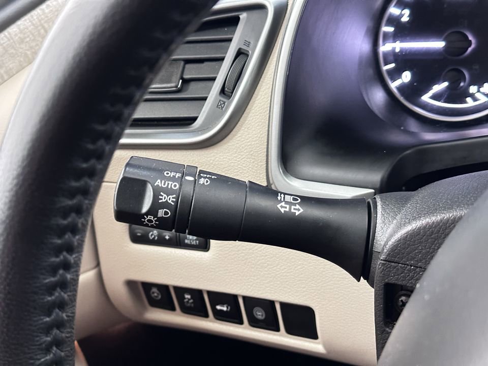 Used 2023 Nissan Murano SL w/ SL Moonroof Package image 33