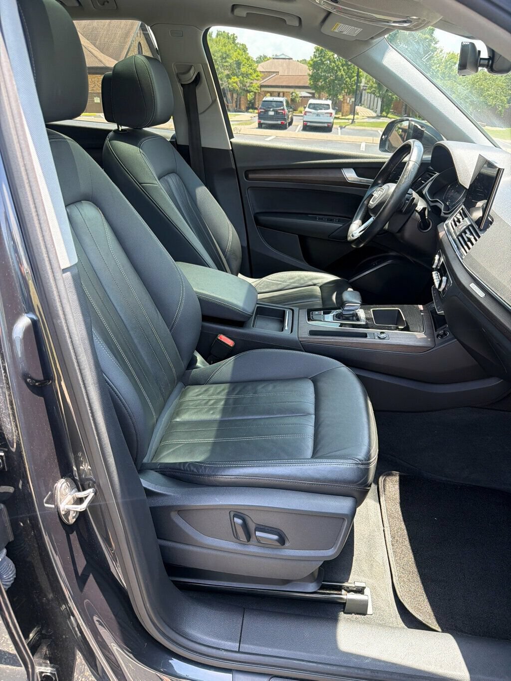 Used 2021 Audi Q5 2.0T Premium w/ Convenience Package AWD/4WD image 13