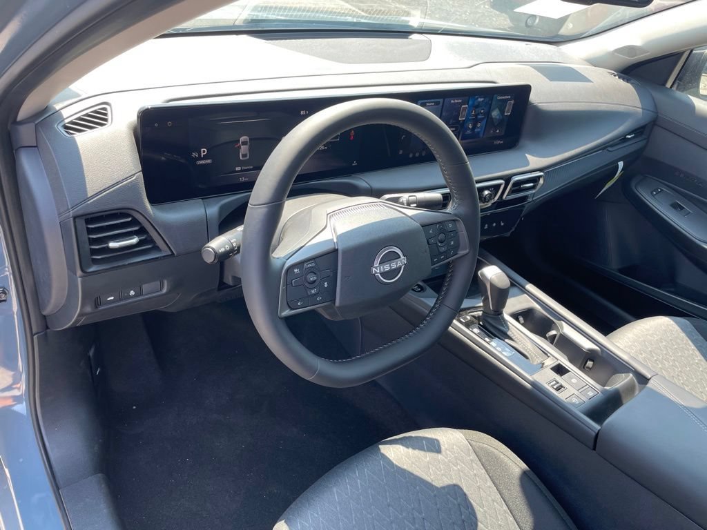 New 2026 Nissan Sentra SV w/ SV Convenience Package FWD image 8
