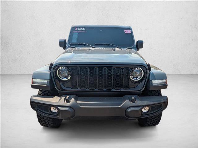 Used 2025 Jeep Gladiator Sport AWD/4WD video 2