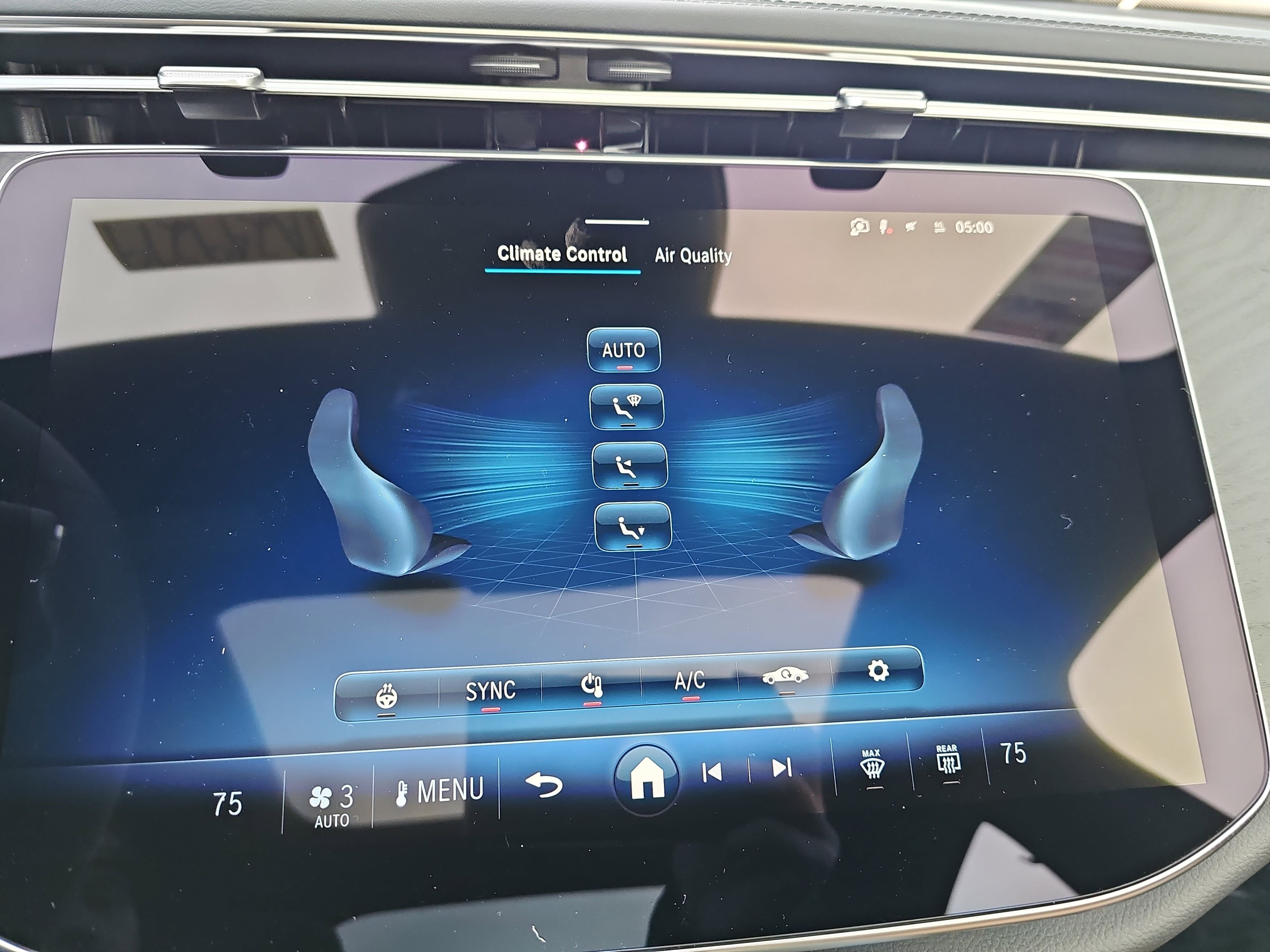 New 2026 Mercedes-Benz E 350 4MATIC Sedan image 22