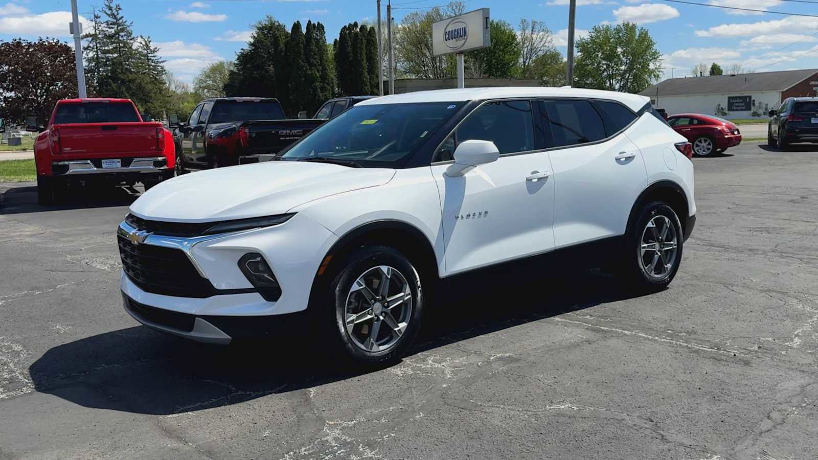 Certified 2025 Chevrolet Blazer LT FWD image 4