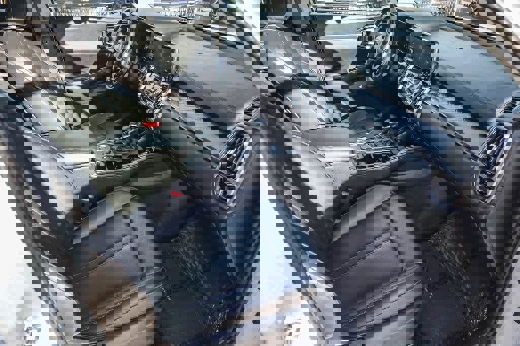 Certified 2023 Kia Sorento S image 15