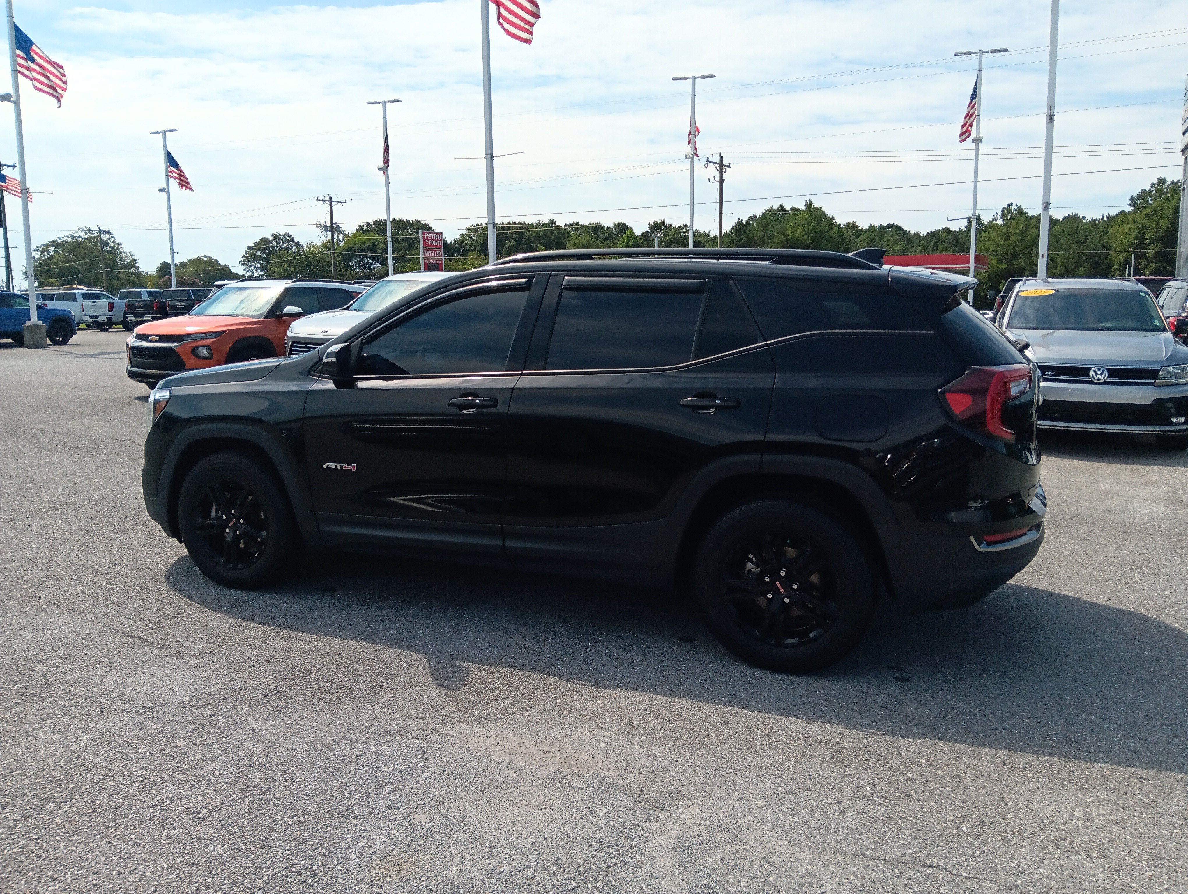 Used 2022 GMC Terrain AT4 w/ LPO, Floor Liner Package AWD/4WD image 3
