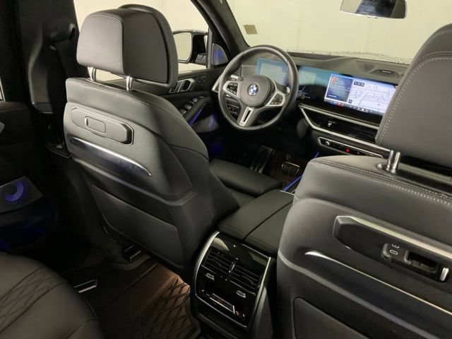 Used 2024 BMW X7 M60i w/ Executive Package AWD/4WD image 31