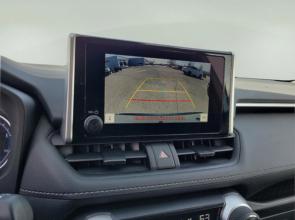 Used 2025 Toyota RAV4 XLE image 16