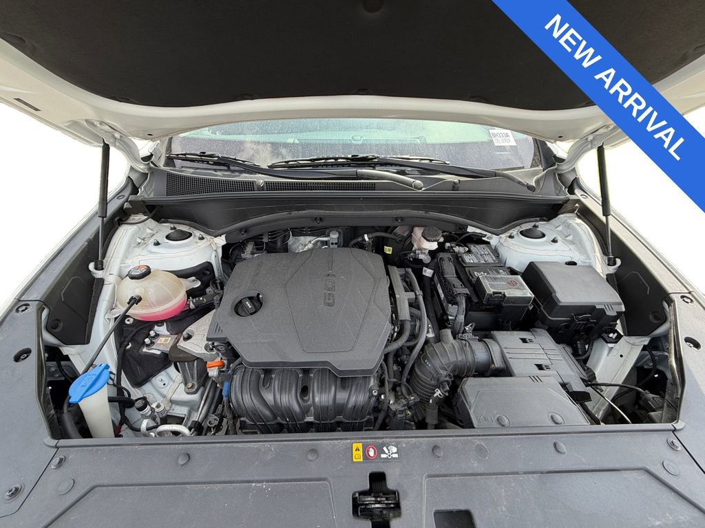 Certified 2022 Hyundai Santa Fe SEL w/ Convenience Package AWD/4WD image 17